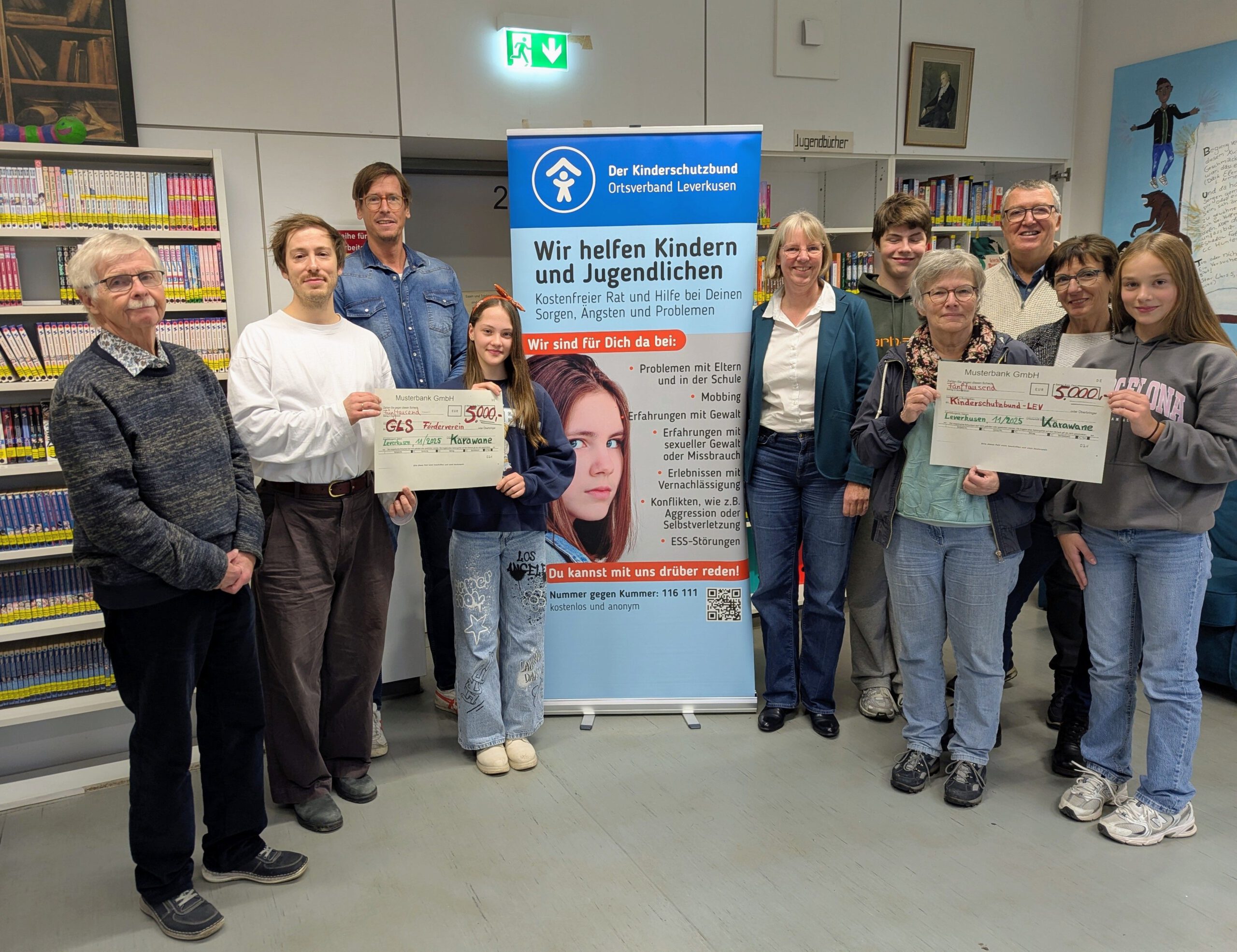 „Karawane“ spendet 10.000 Euro